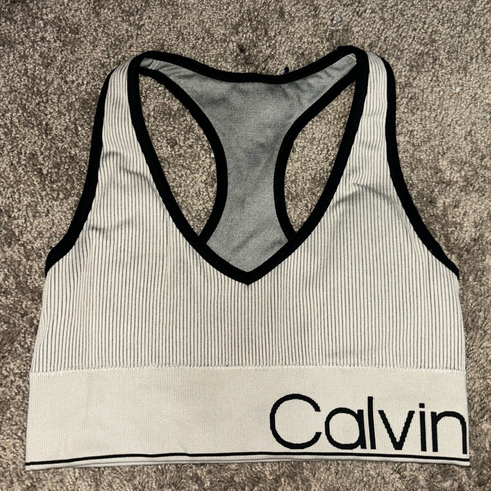 Sports bra